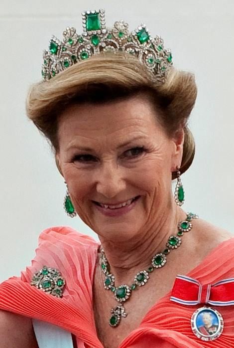 Королева Норвегии Соня (тиара Жозефины)