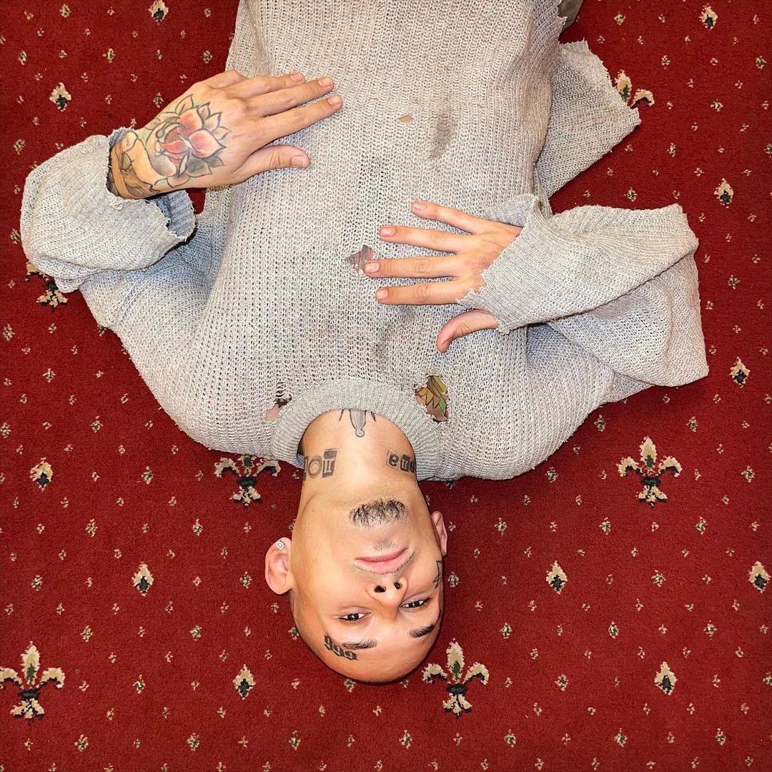 На фото Моргенштерн Моргенштерн